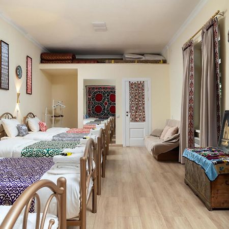 טשקנט Green Yard Boutique Guesthouse מראה חיצוני תמונה